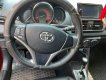 Toyota Yaris 2016 - Cần bán xe Toyota Yaris sản xuất năm 2016, màu đỏ, giá tốt