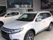 Mitsubishi Outlander  2.0 CVT 2019 - Cần bán xe Mitsubishi Outlander 2.0; 2.0 premium; 2.4 premium đời 2019, màu trắng