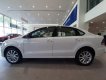 Volkswagen Polo 1.6 AT 2018 - Bán Volkswagen PoLo trắng - Hỗ trợ phí trước bạ trong tháng 5