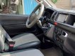 Toyota Hiace 2015 - Bán xe Toyota Hiace năm 2015, máy dầu 16 chỗ màu bạc, nhập khẩu nguyên chiếc