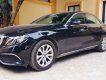 Mercedes-Benz E class 2018 - Cần bán lại xe Mercedes đời 2018, màu đen số tự động