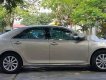 Toyota Camry   2.0E 2015 - Chính chủ bán xe Toyota Camry 2.0E đời 2015, màu vàng cát