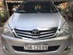 Toyota Innova 2009 - Cần bán gấp Toyota Innova đời 2009, màu bạc, xe nhập chính chủ, giá cạnh tranh