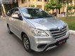 Toyota Innova 2.0E 2016 - Bán Toyota Innova 2.0E 2016, màu bạc số sàn, giá tốt