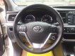 Toyota Highlander LE 2.7 AT FWD 2015 - Toyota Highlander LE 2.7 AT FWD năm sản xuất 2015, màu trắng, nhập khẩu nguyên chiếc