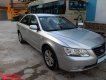 Hyundai Sonata 2.0MT 2009 - Chính chủ bán ô tô Hyundai Sonata 2.0MT đời 2010, màu bạc, xe nhập, ĐK 2011