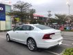 Volvo S90 T5 Inscription 2016 - Cần bán gấp Volvo S90 T5 Inscription sản xuất năm 2016, màu trắng, nhập khẩu