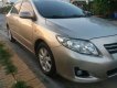 Toyota Corolla altis 2010 - Bán Toyota Corolla Altis năm sản xuất 2010, màu bạc xe gia đình