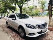 Mercedes-Benz E class E200 Exclusilver 2015 - Cần bán xe Mercedes E200 Exclusilver năm sản xuất 2015, màu trắng