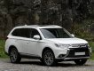 Mitsubishi Outlander 2019 - Bán xe Mitsubishi Outlander 2019, màu trắng, nhập khẩu, giá 807tr