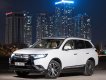 Mitsubishi Outlander 2019 - Bán ô tô Mitsubishi Outlander đời 2019, màu trắng, nhập khẩu