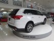 Mitsubishi Outlander 2019 - Bán Mitsubishi Outlander đời 2019, màu trắng, 807 triệu, khuyến mãi cực sốc. LH 0934515226 ngay để được giá tốt nhất