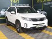 Kia Sorento GAT 2.4AT 2016 - Bán Kia Sorento GAT 2.4AT năm sản xuất 2016, màu trắng