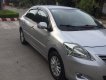 Toyota Vios 1.5E 2011 - Gia đình bán Toyota Vios 1.5E năm 2011, màu bạc 