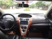 Toyota Vios 1.5E 2011 - Gia đình bán Toyota Vios 1.5E năm 2011, màu bạc 