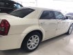 Chrysler 300 2010 - Bán ô tô Chrysler 300 2010, màu trắng, xe nhập, giá tốt