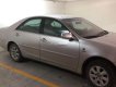 Toyota Camry 2002 - Cần bán gấp Toyota Camry năm sản xuất 2002 số sàn