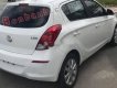 Hyundai i20 2013 - Bán xe Hyundai i20 năm 2013, màu trắng, giá chỉ 355 triệu