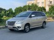 Toyota Innova 2016 - Bán Toyota Innova 2016 số sàn vàng cát, chính chủ