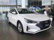 Hyundai Elantra 1.6 AT 2019 - Bán Hyundai Elantra 1.6 AT sản xuất năm 2019, màu trắng, 635tr