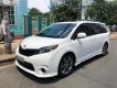 Toyota Sienna SE 3.5 2011 - Cần bán gấp Toyota Sienna SE 3.5 sản xuất 2011, màu trắng, xe nhập như mới