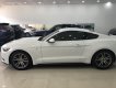 Ford Mustang 2017 - Cần bán xe Ford Mustang sản xuất 2017, màu trắng, nhập khẩu nguyên chiếc