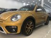 Volkswagen Beetle 2017 - Bán Volkswagen Beetle Dune năm sản xuất 2017, màu vàng, nhập khẩu