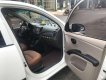 Hyundai Grand i10   2013 - Bán Hyundai Grand i10 năm sản xuất 2013, màu trắng, nhập khẩu