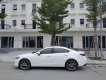 Mazda 6 2.5L Premium 2018 - Cần bán Mazda 6 2.5L Premium 2018, màu trắng, giá chỉ 950 triệu