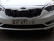 Kia K3 2016 - Bán Kia K3 đời 2016, màu trắng xe gia đình, 600tr