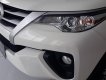 Toyota Fortuner   2019 - Bán xe Toyota Fortuner sản xuất 2019, màu trắng