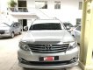 Toyota Fortuner V 4x2 2016 - Cần bán lại xe Toyota Fortuner V 4x2 đời 2016, màu bạc