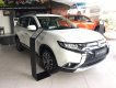 Mitsubishi Outlander 2019 - "Hot hot hot"Mitsubishi Outlander 2019 -Xe 7 chỗ giá chỉ 807 triệu, tặng bộ ghế da, hỗ trợ trả góp 80% giá trị xe