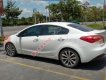 Kia K3 2013 - Gia đình bán Kia K3 sản xuất năm 2013, màu trắng