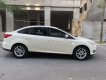 Ford Focus 1.5 L 2017 - Cần bán  Ford Focus 1.5 L đời 2017 màu trắng cực đẹp 