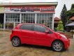 Toyota Yaris 2013 - Bán Toyota Yaris năm sản xuất 2013, màu đỏ, nhập khẩu nguyên chiếc