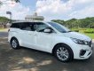 Kia Sedona 2.2 DAT Luxury 2019 - Cần bán gấp Kia Sedona 2.2AT CRDi năm 2019, màu trắng, nhập khẩu 