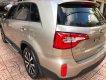 Kia Sorento 2016 - Bán Kia Sorento 2016, màu vàng, 700 triệu