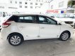 Toyota Yaris 1.3G 2016 - Cần bán Toyota Yaris 1.3G sản xuất 2016, màu trắng, nhập khẩu nguyên chiếc, số tự động, 590 triệu