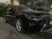 Toyota Camry 2015 - Cần bán Toyota Camry đời 2015, màu đen giá chỉ 825 triệu xe còn mới