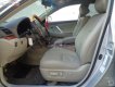 Toyota Camry 2012 - Cần bán xe Toyota Camry 2012, màu bạc xe nguyên bản