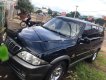 Ssangyong Musso 2002 - Cần bán gấp Ssangyong Musso năm sản xuất 2002, màu đen, nhập khẩu nguyên chiếc