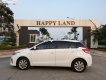 Toyota Yaris 2015 - Bán xe Toyota Yaris năm sản xuất 2015, màu trắng, xe nhập chính hãng