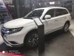 Mitsubishi Outlander 2.0 CVT Premium 2019 - Cần bán Mitsubishi Outlander 2.0 CVT Premium sản xuất 2019, màu trắng