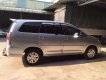 Toyota Innova 2010 - Bán Toyota Innova G MT năm 2010, màu bạc số sàn, giá 400tr