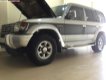 Mitsubishi Pajero 3.0 2001 - Bán xe Mitsubishi Pajero 3.0 đời 2001, màu xám, giá tốt