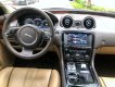 Jaguar XJ 2014 - Cần bán Jaguar XJ sản xuất 2014, màu trắng, xe nhập chính hãng