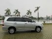 Toyota Innova 2012 - Cần bán Toyota Innova 2012, màu bạc số tự động xe còn mới lắm