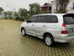 Toyota Innova 2012 - Cần bán Toyota Innova 2012, màu bạc số tự động xe còn mới lắm