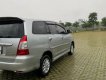 Toyota Innova 2012 - Cần bán Toyota Innova 2012, màu bạc số tự động xe còn mới lắm